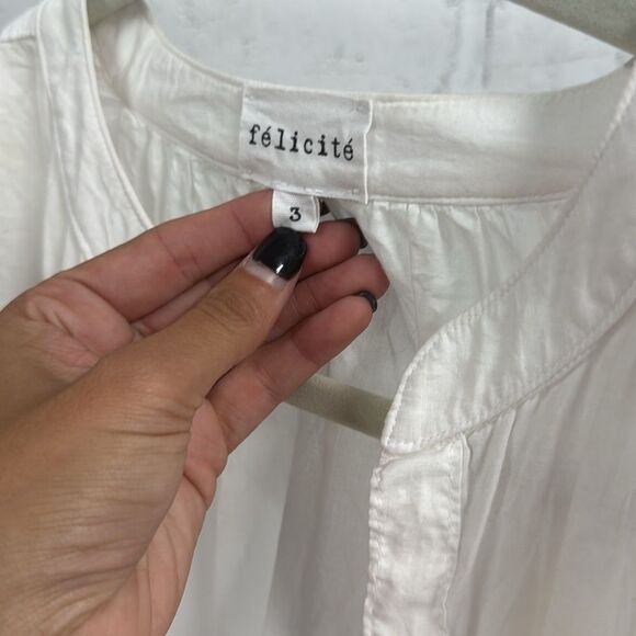 White Button-Up Shirt by Felicite - Size 3 Small - Great Condition Womens Top - Picture 3 of 4
